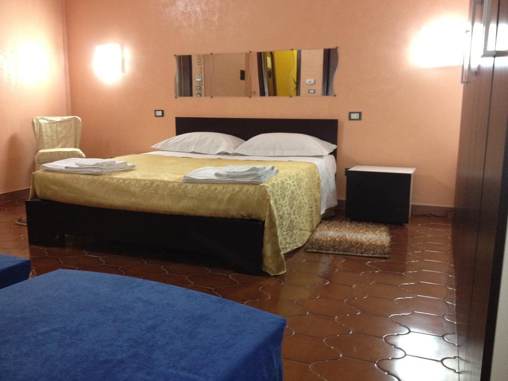Bed And Breakfast Via Leuca Lecce Esterno foto